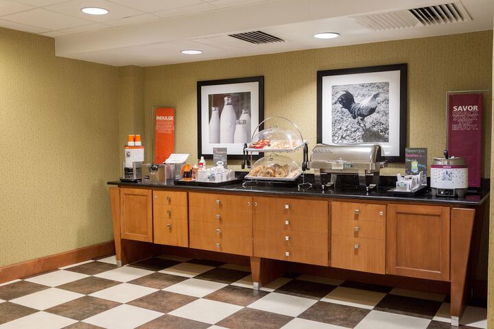 Breakfast/Coffee Service 46 of 48