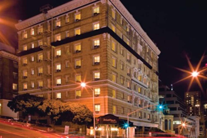 Hotel 4 of 14