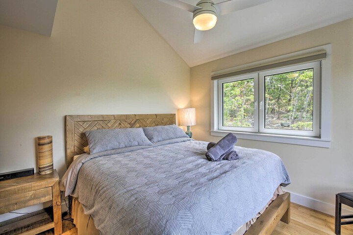 the Glabin: Garrison Gem w / Hot Tub & Fire Pit