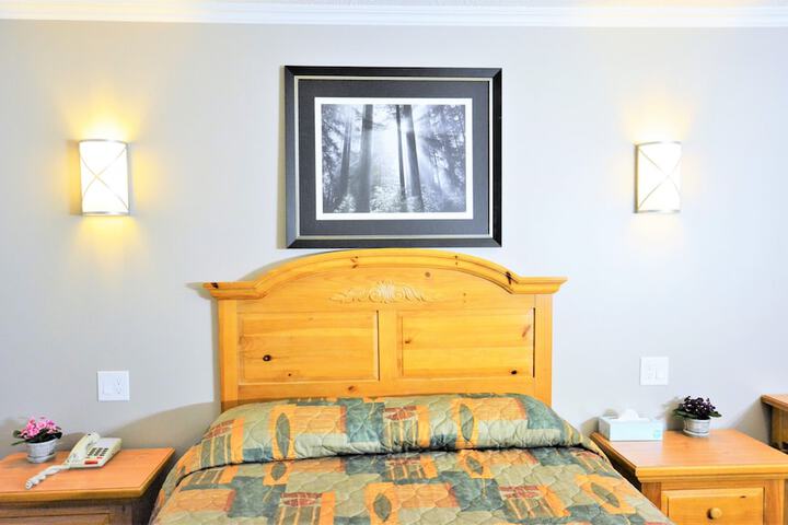 Room 42 of 181