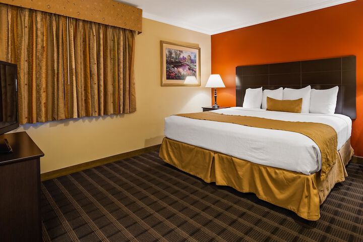 Best Western Inn & Suites