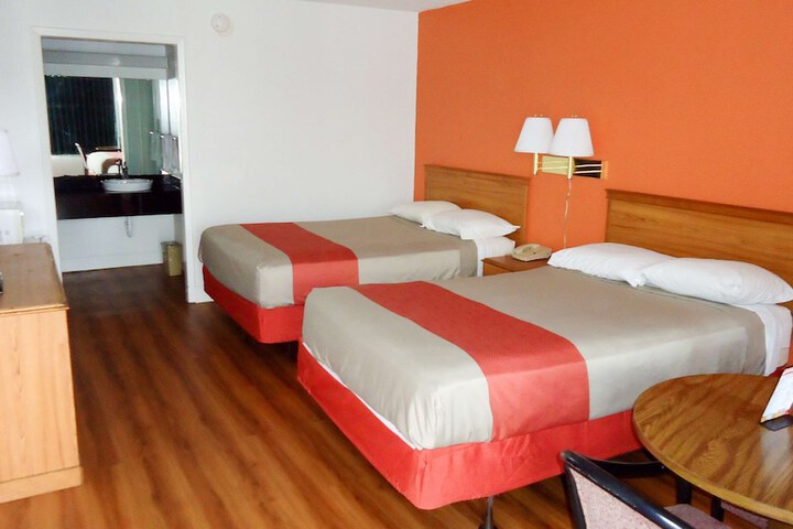 Room 20 of 43