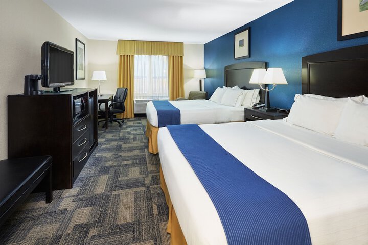 Room 34 of 49