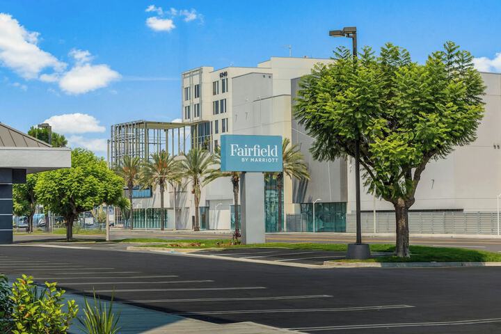Fairfield Inn & Suites Anaheim North / Buena Park.