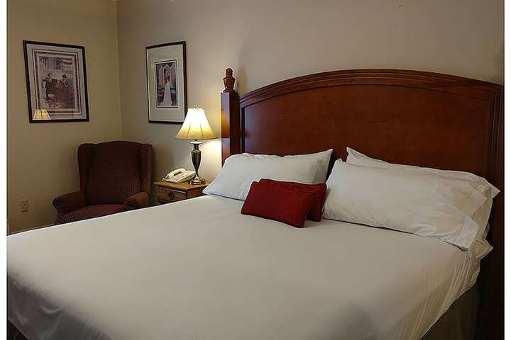 Thayers Inn