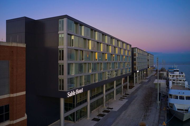 Hotel 3 of 62