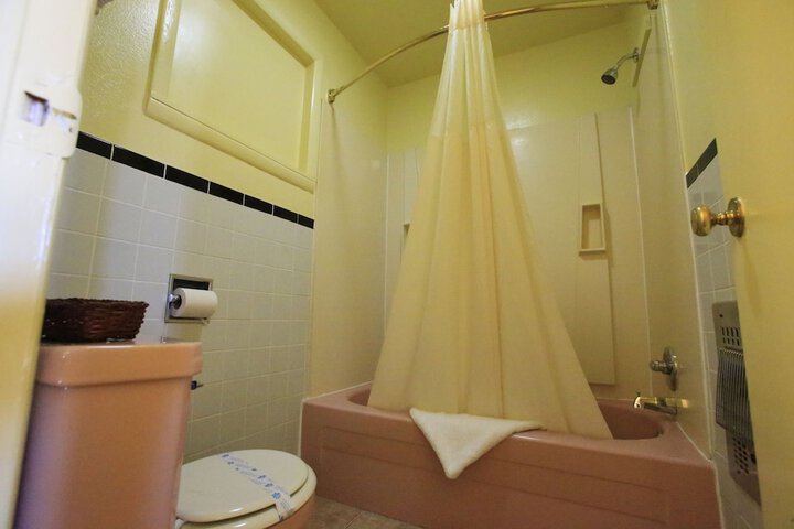 Room 42 of 58