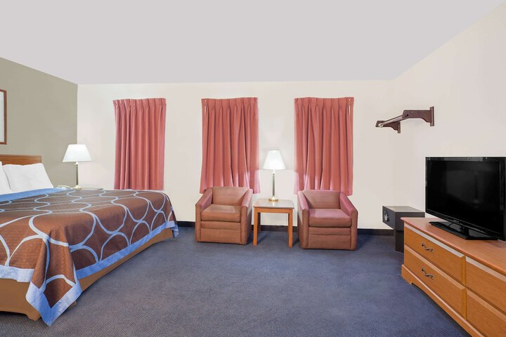 Room 21 of 26