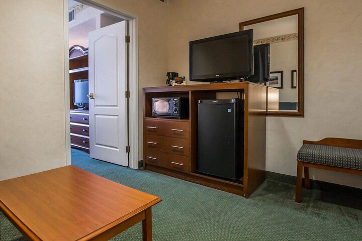 Room 41 of 56