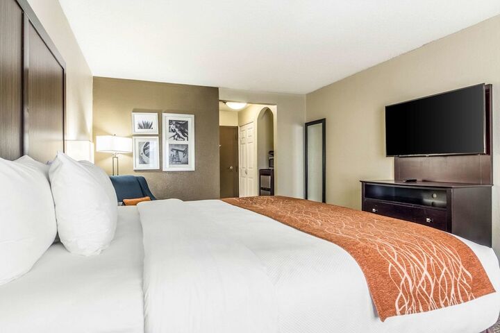 Room 21 of 36