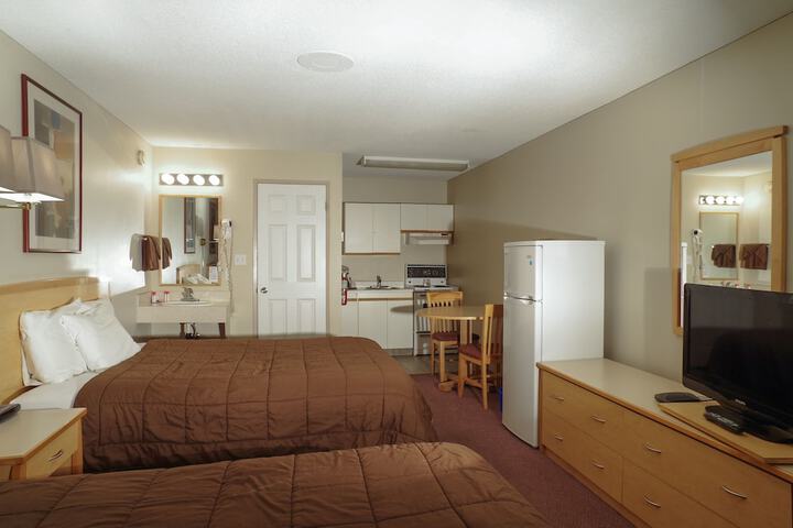 Room 13 of 42