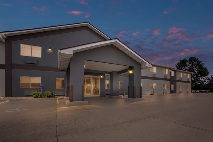 Quality Inn Brookings - University