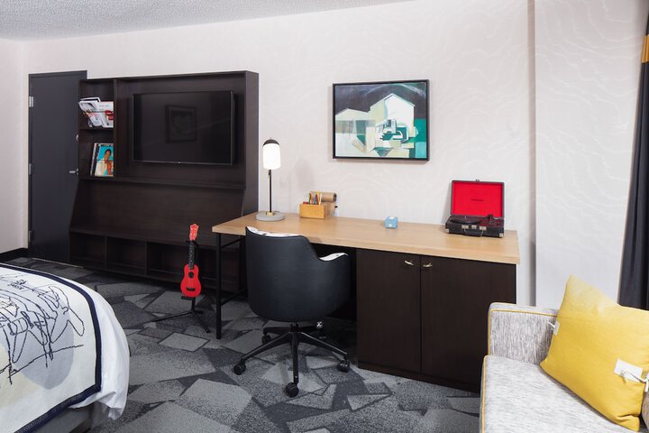 Room 39 of 74