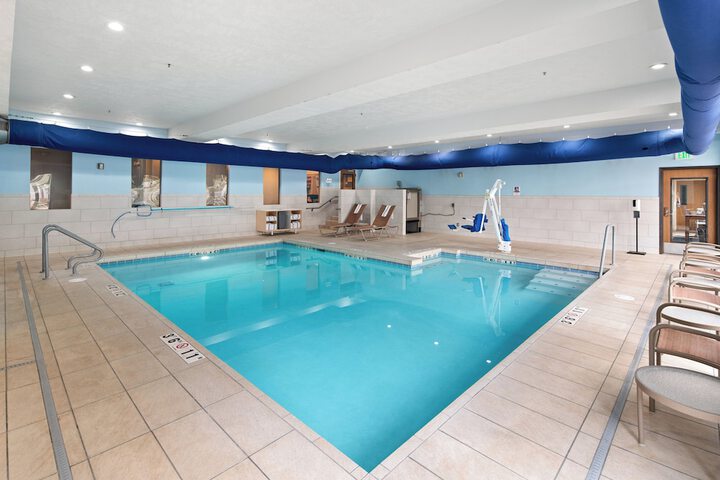 Holiday Inn Express & Suites Interstate 90 by IHG