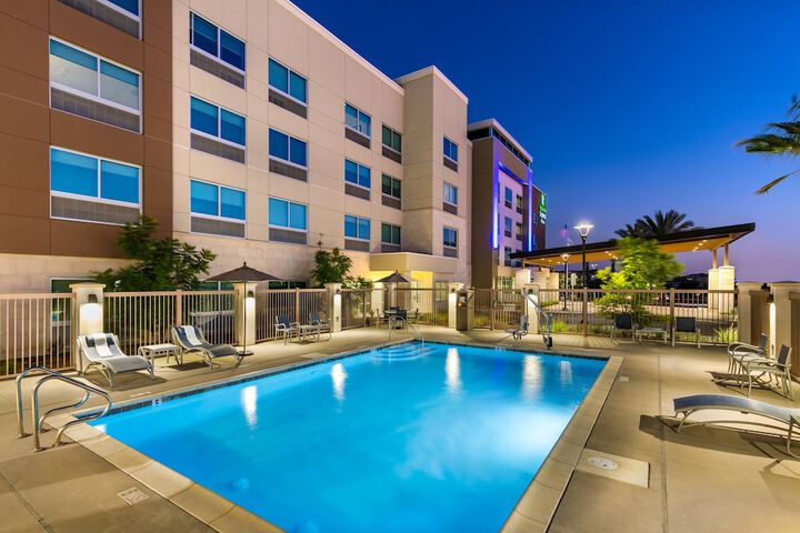 Pool 4 of 31