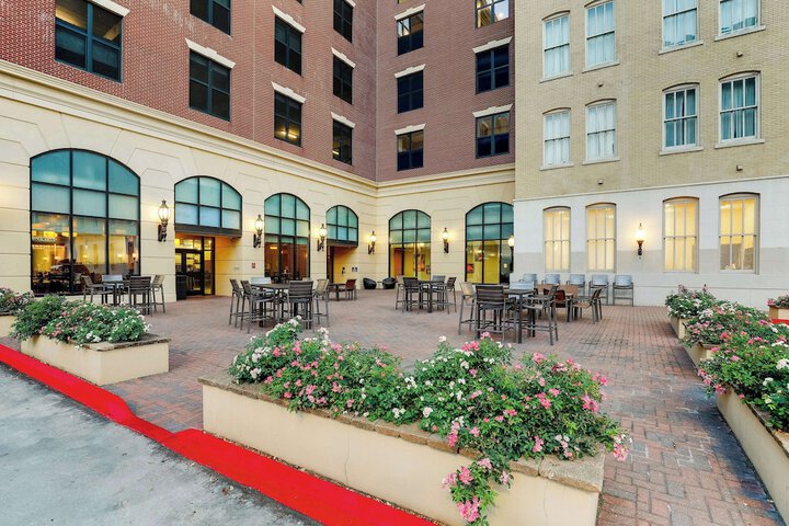 Hotel 3 of 60