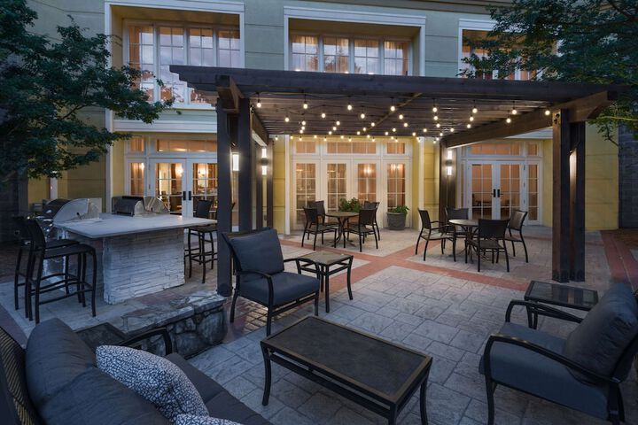 Terrace/Patio 31 of 33
