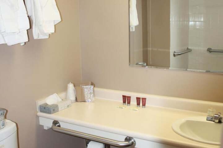 Room 15 of 26