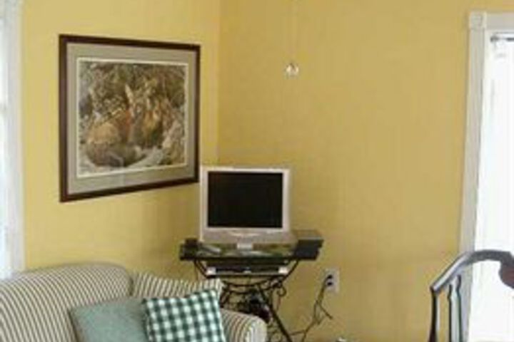 Fuquay Mineral Spring Inn & Garden