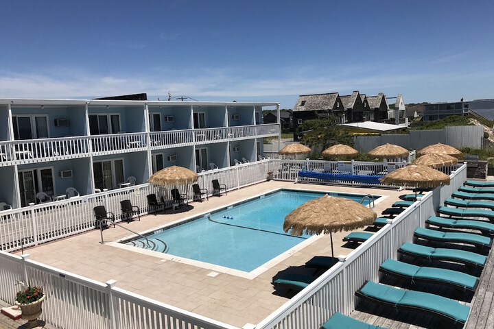 Pool 5 of 122