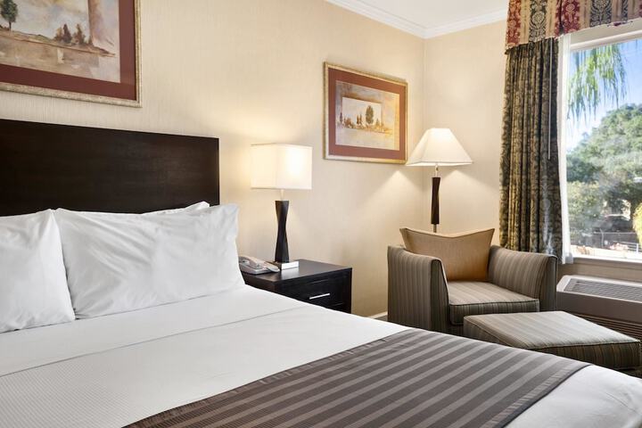 Days Inn by Wyndham Concord