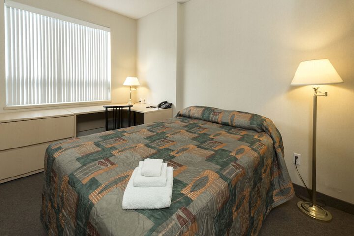Room 7 of 14