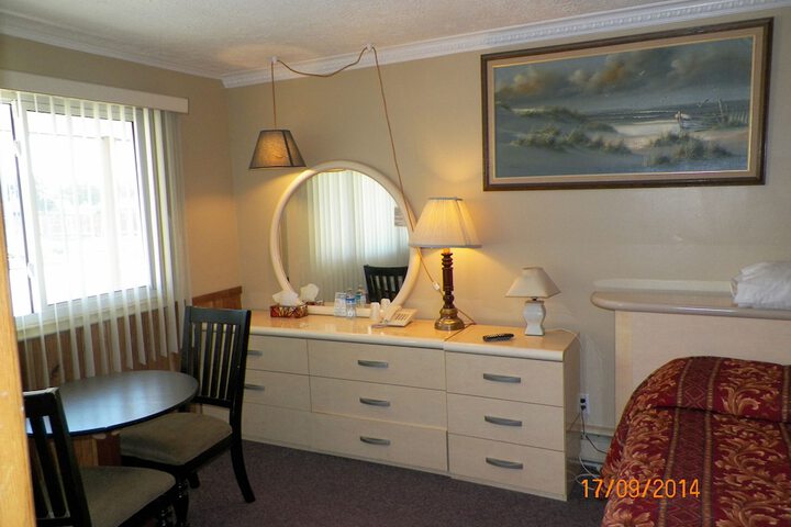 Room 74 of 85