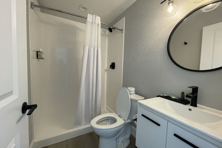 Room 12 of 14