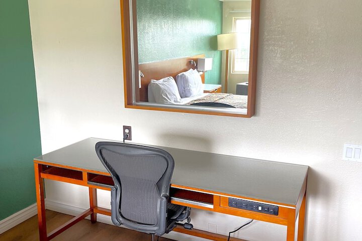 Room 22 of 29