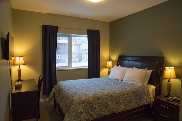 Room 8 of 34