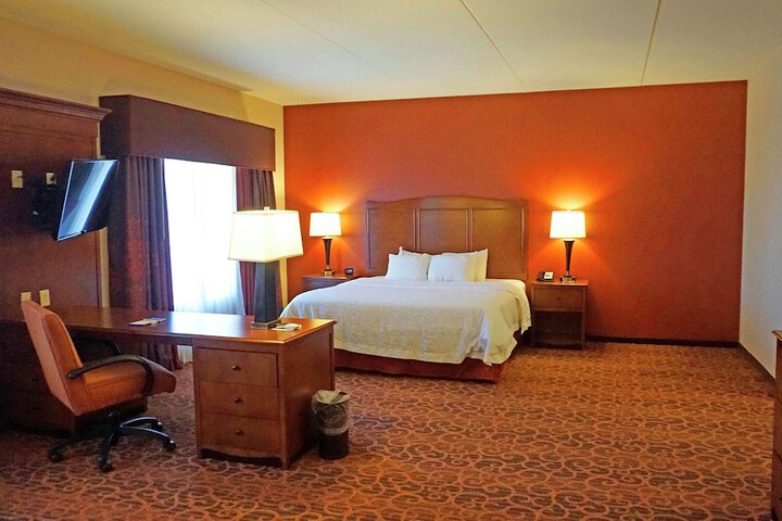 Room 13 of 52