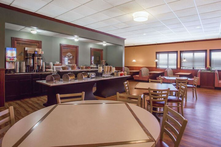 Breakfast/Coffee Service 42 of 57