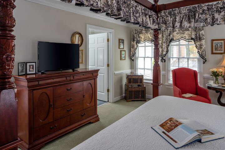 Room 75 of 116