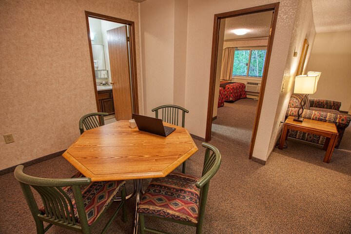 Room 12 of 33