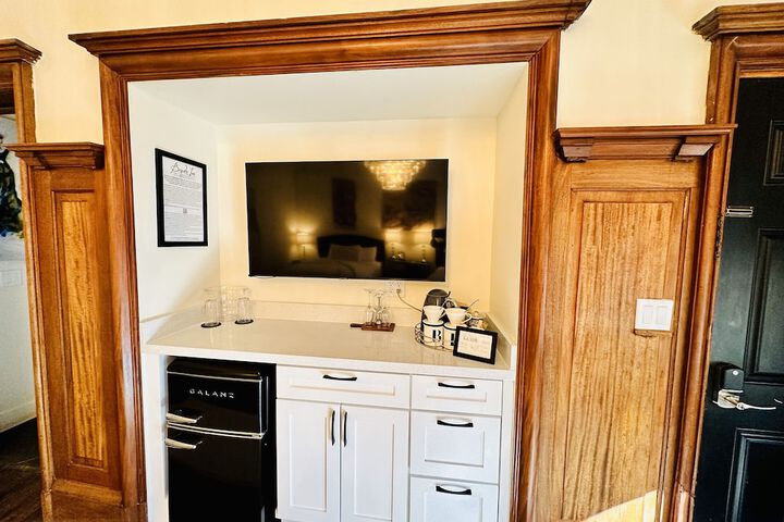 Bespoke Inn Flagstaff