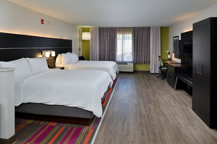 Holiday Inn Express & Suites Carthage by IHG