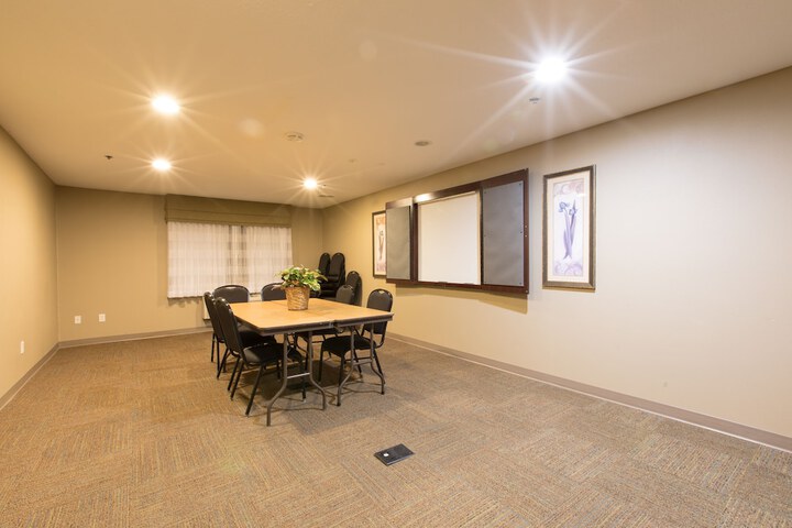 Sleep Inn & Suites Pleasant Hill - Des Moines