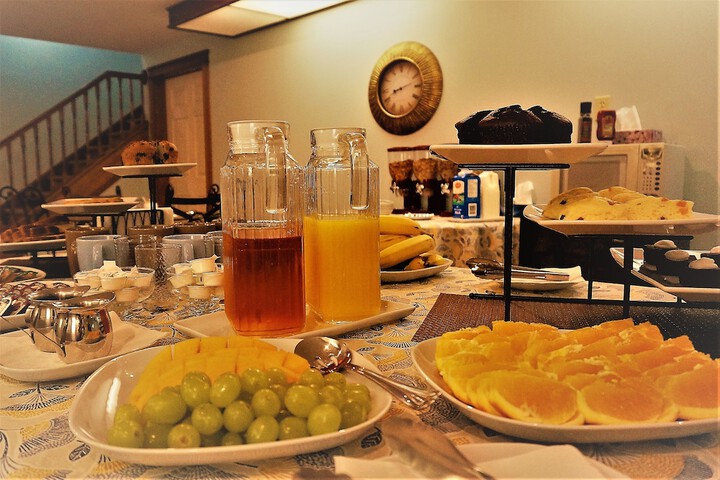Breakfast/Coffee Service 71 of 93