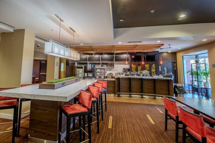Country Inn & Suites by Radisson Convention Center
