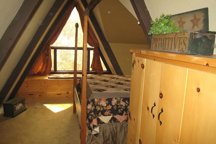 Room 9 of 23