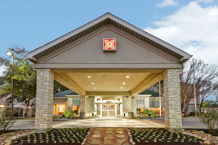 Hotel 3 of 48