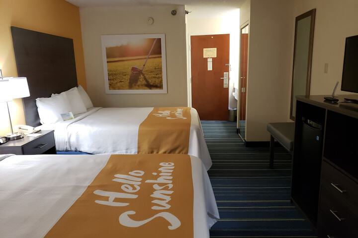 Room 15 of 25