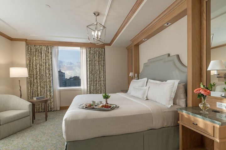 Room 43 of 66
