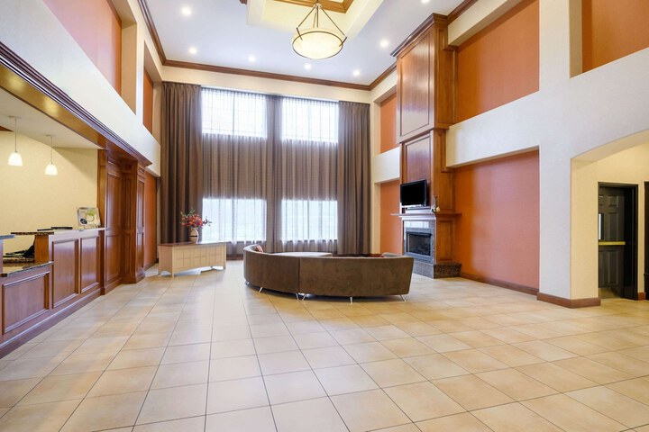 Hotel Interior 5 of 29