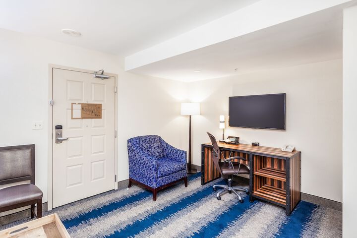 Room 30 of 60