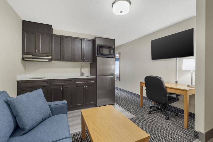 Best Western Grande Prairie Hotel & Suites