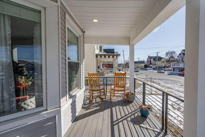 Modern 3 Bed Apt Parking W D