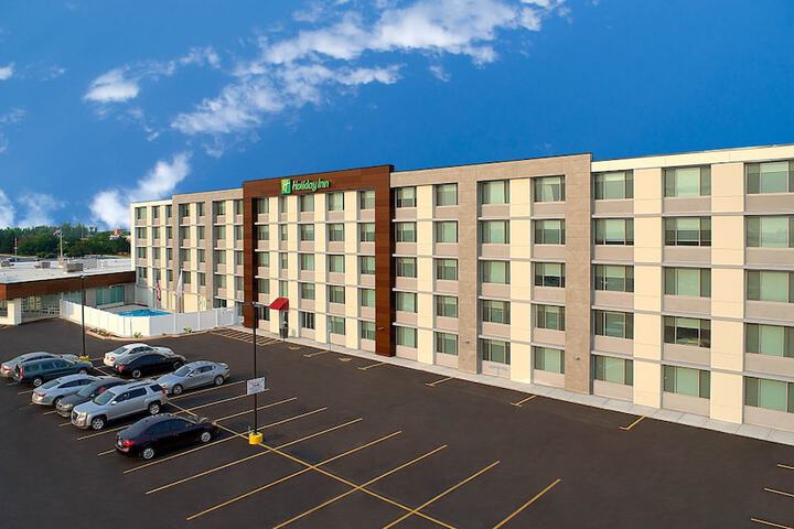 Hotel 3 of 34