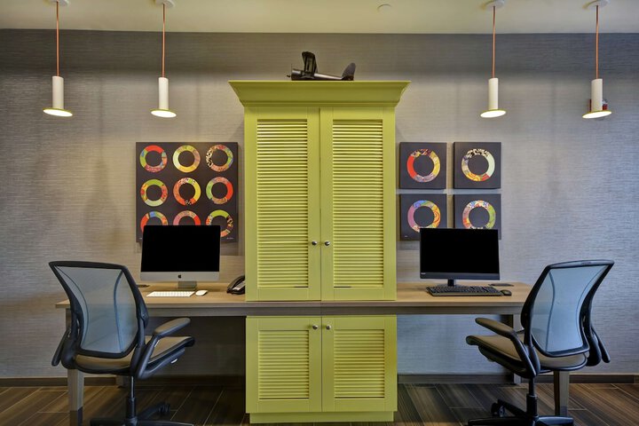 Business Center 30 of 30