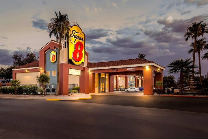 Super 8 by Wyndham Marana / Tucson Area